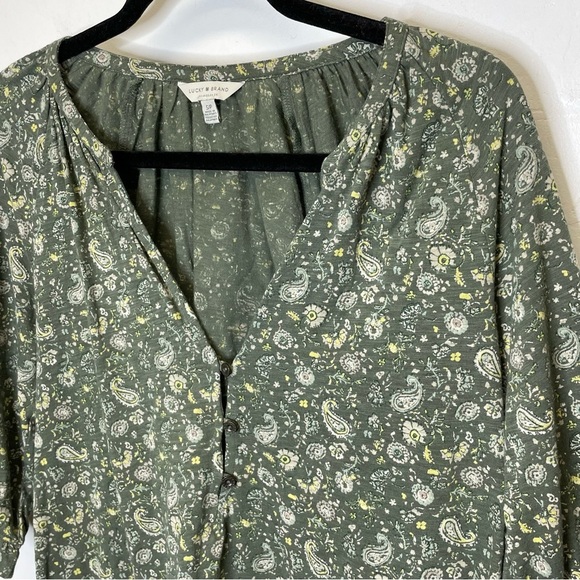 Lucky Brand Tops - Lucky Brand green paisley v-neck boho shirt